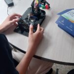¡Poniendo a prueba nuestro Brazo Robótico! 🤖 | Retos y Aprendizaje en Club Robotron