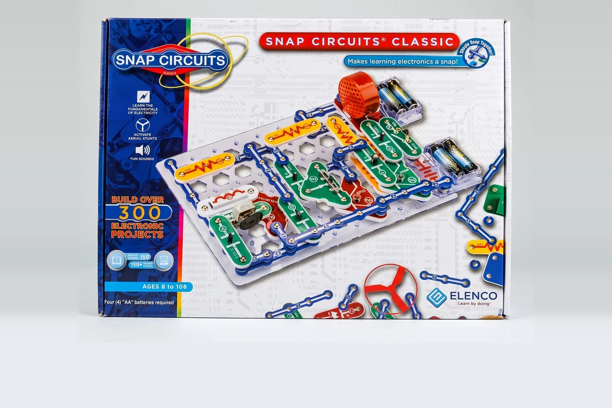 Caja del kit Snap Circuits Classic SC-300, con más de 300 proyectos de electrónica